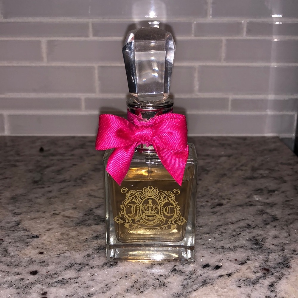 Juicy Couture Viva La Juicy eau de parfum 1 oz bottle
